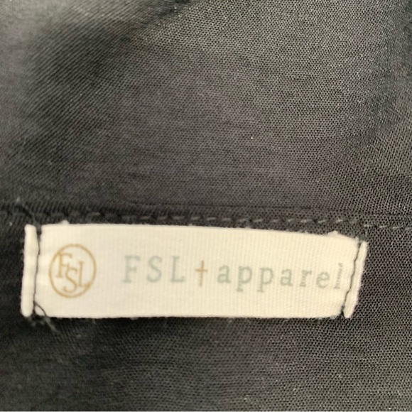 FLS Apparel Womans Black Top 3X Ruffle V Neckline Sleeveless Classic Basic - Picture 6 of 9